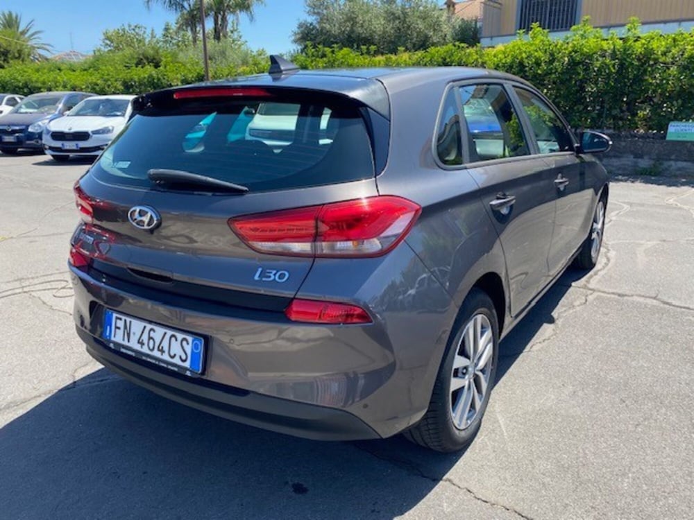 Hyundai i30 usata a Catania (4)