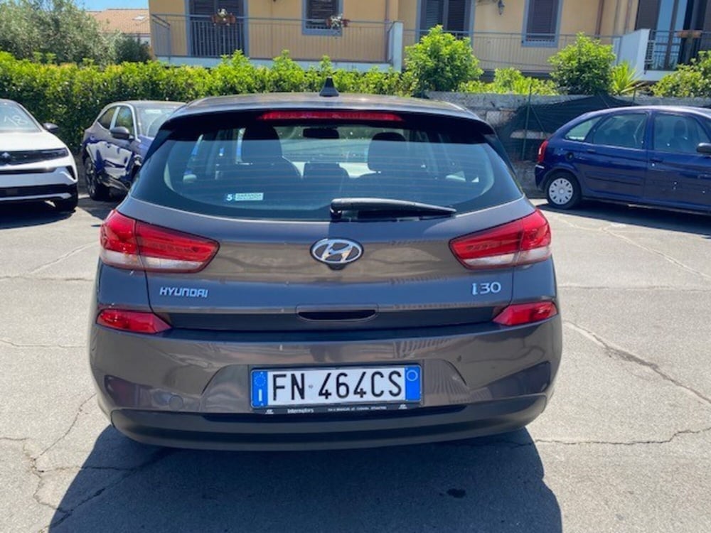 Hyundai i30 usata a Catania (5)