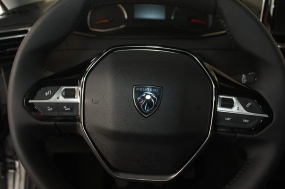 Peugeot 208 nuova a Viterbo (14)