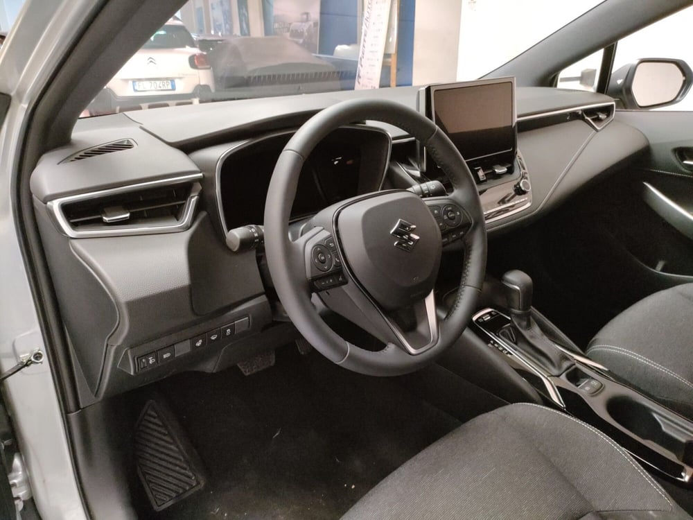 Suzuki Swace nuova a Teramo (11)