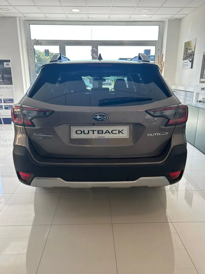 Subaru Outback nuova a Alessandria (2)