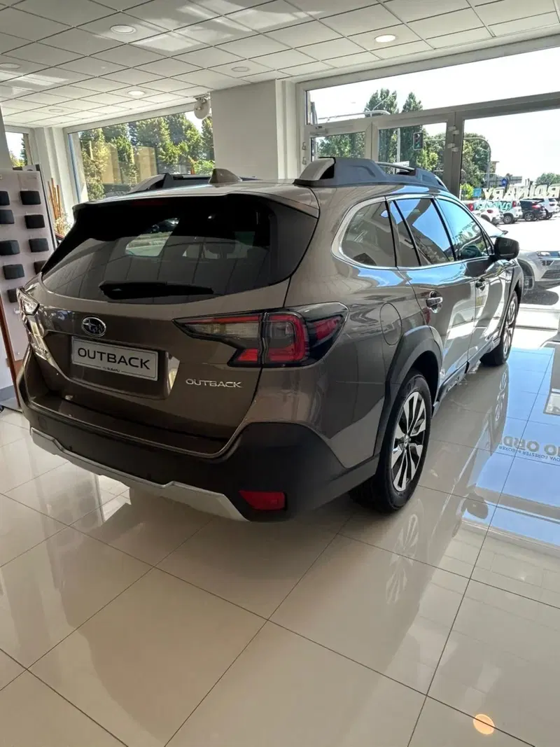 Subaru Outback nuova a Alessandria (3)