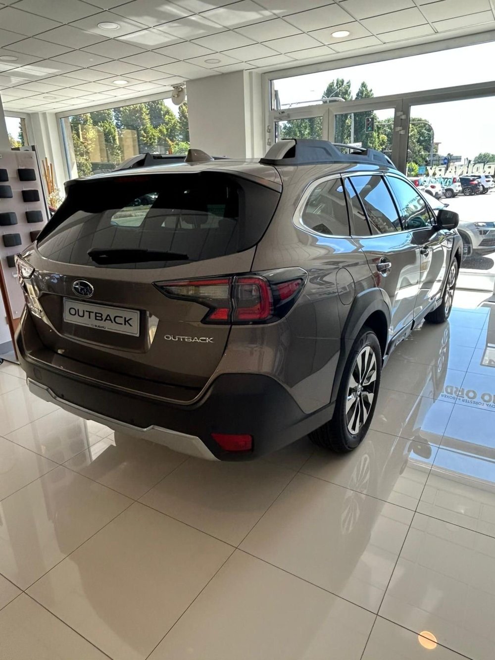 Subaru Outback nuova a Alessandria (3)