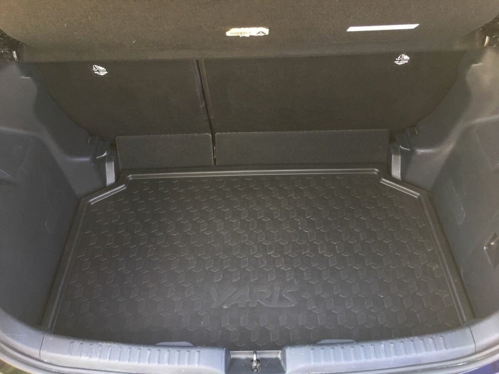 Toyota Yaris usata a Lecco (12)