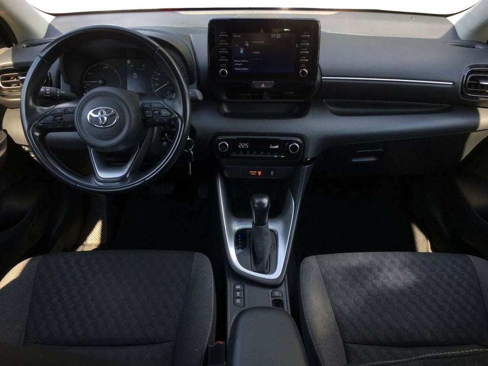 Toyota Yaris usata a Lecco (8)