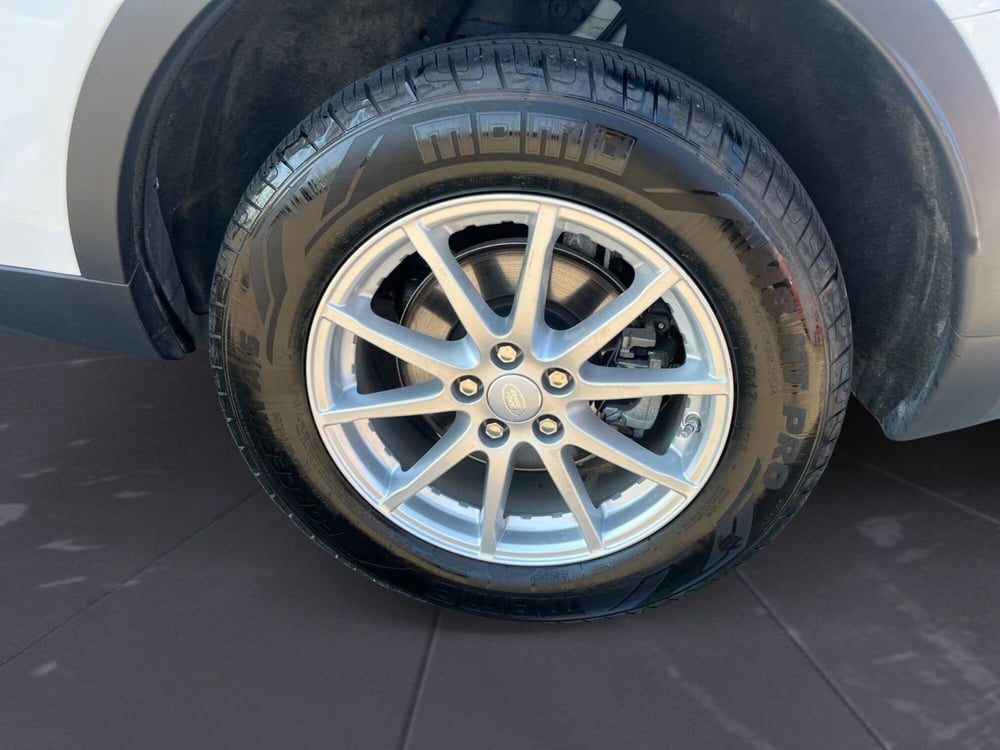 Land Rover Discovery Sport usata a Modena (14)