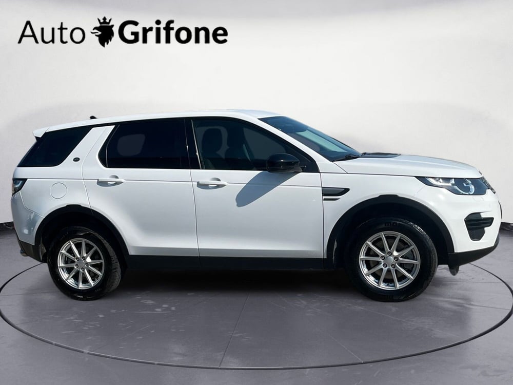 Land Rover Discovery Sport usata a Modena (6)