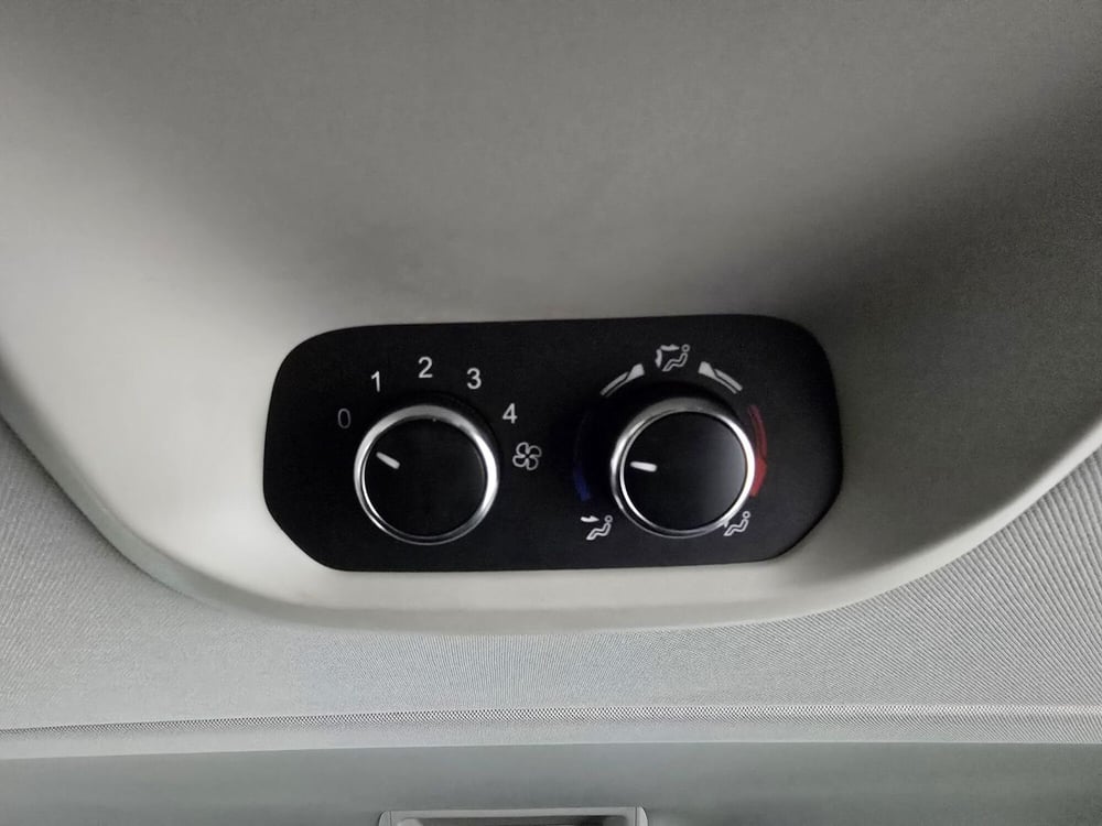 Ford Tourneo Custom usata a Roma (10)