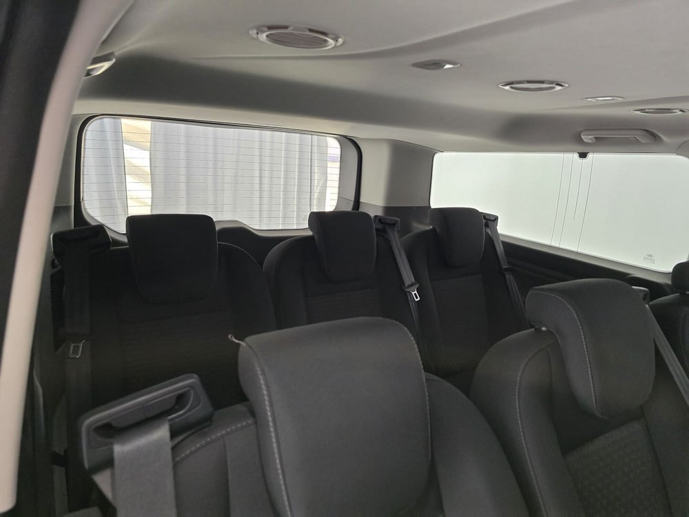Ford Tourneo Custom usata a Roma (11)