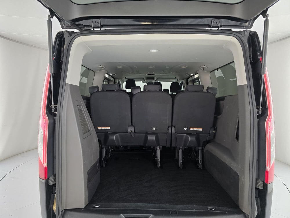 Ford Tourneo Custom usata a Roma (12)