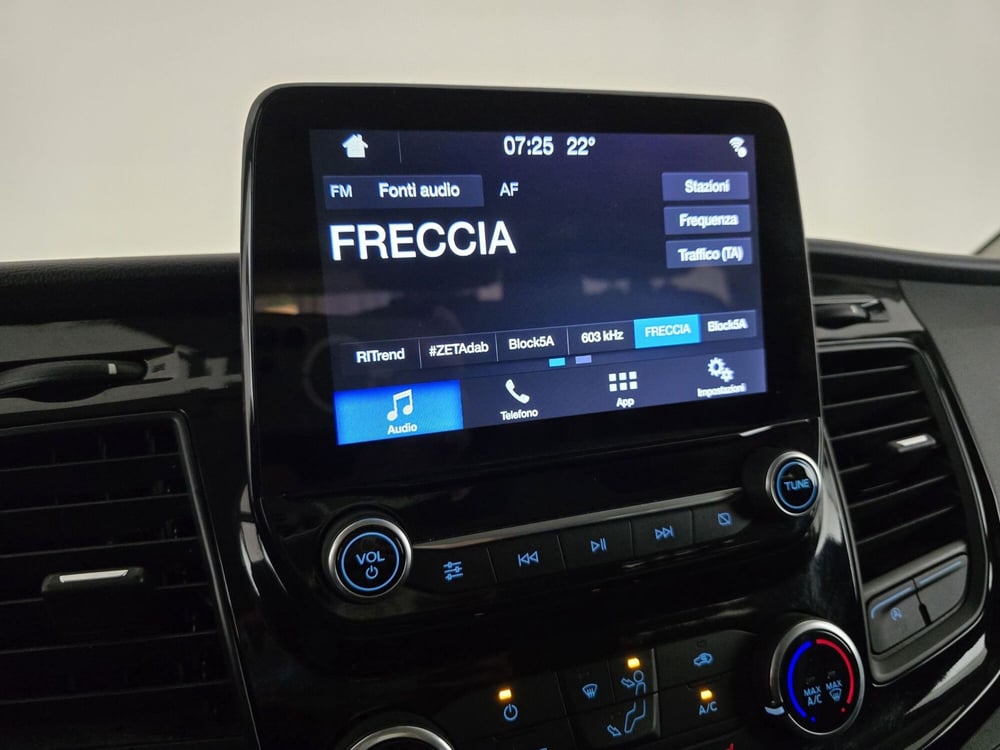 Ford Tourneo Custom usata a Roma (17)