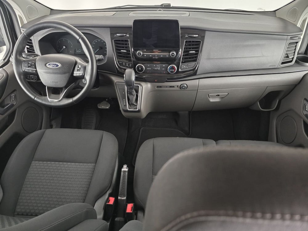 Ford Tourneo Custom usata a Roma (9)
