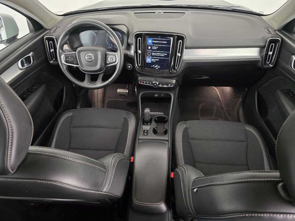 Volvo XC40 usata a Roma (9)