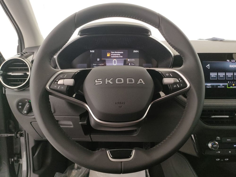 Skoda Fabia nuova a Caserta (19)
