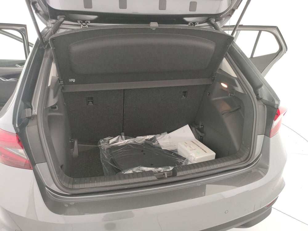 Skoda Fabia nuova a Caserta (7)