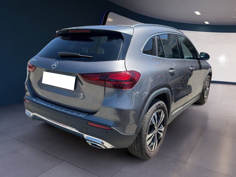 Mercedes-Benz GLA SUV usata a Torino (4)