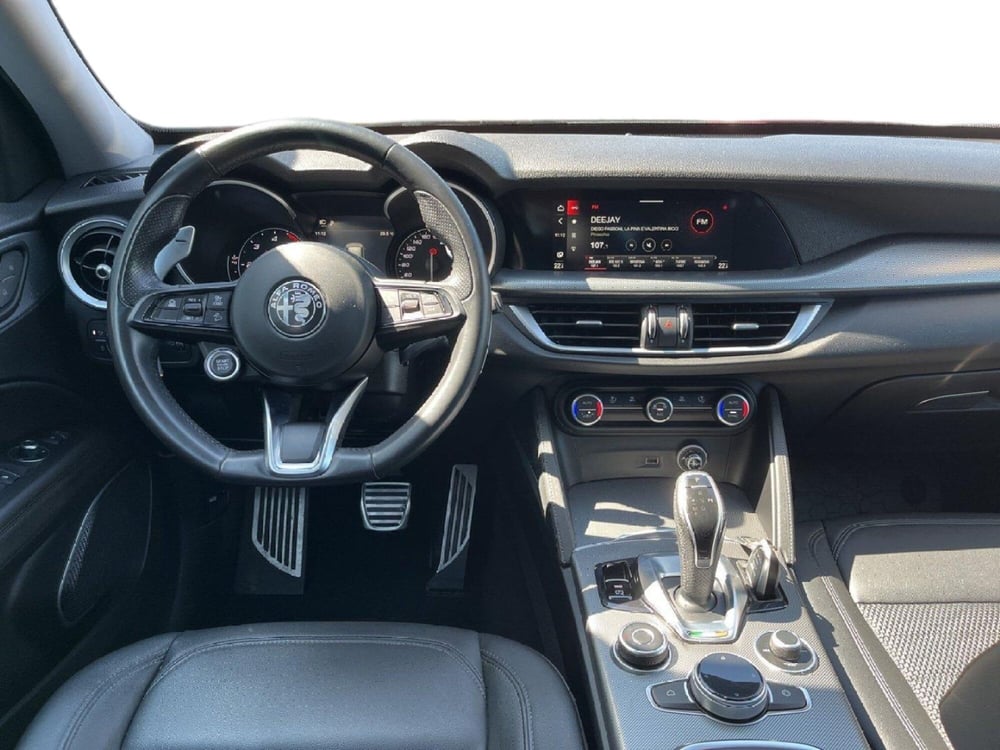 Alfa Romeo Stelvio usata a Torino (10)