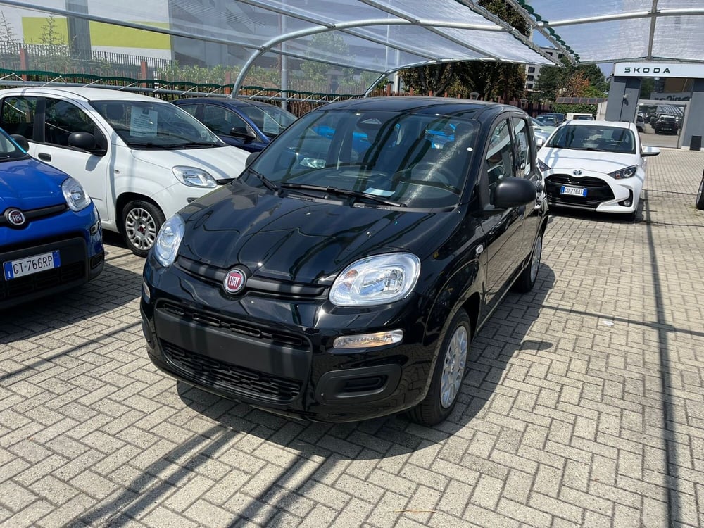 Fiat Panda Cross nuova a Milano