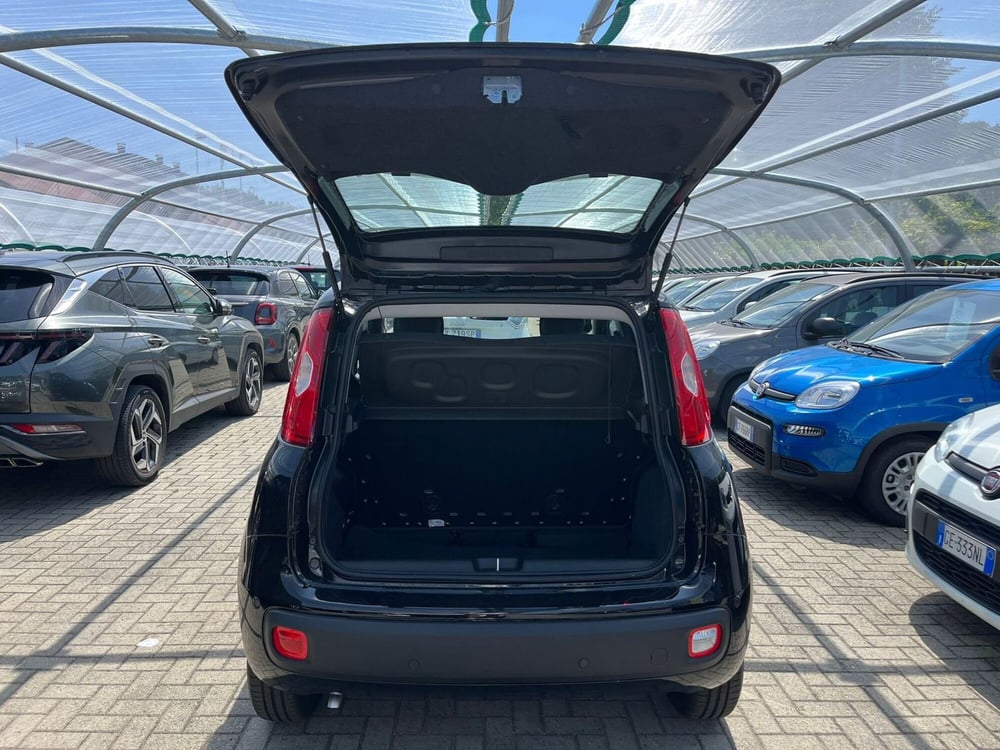Fiat Panda Cross nuova a Milano (8)