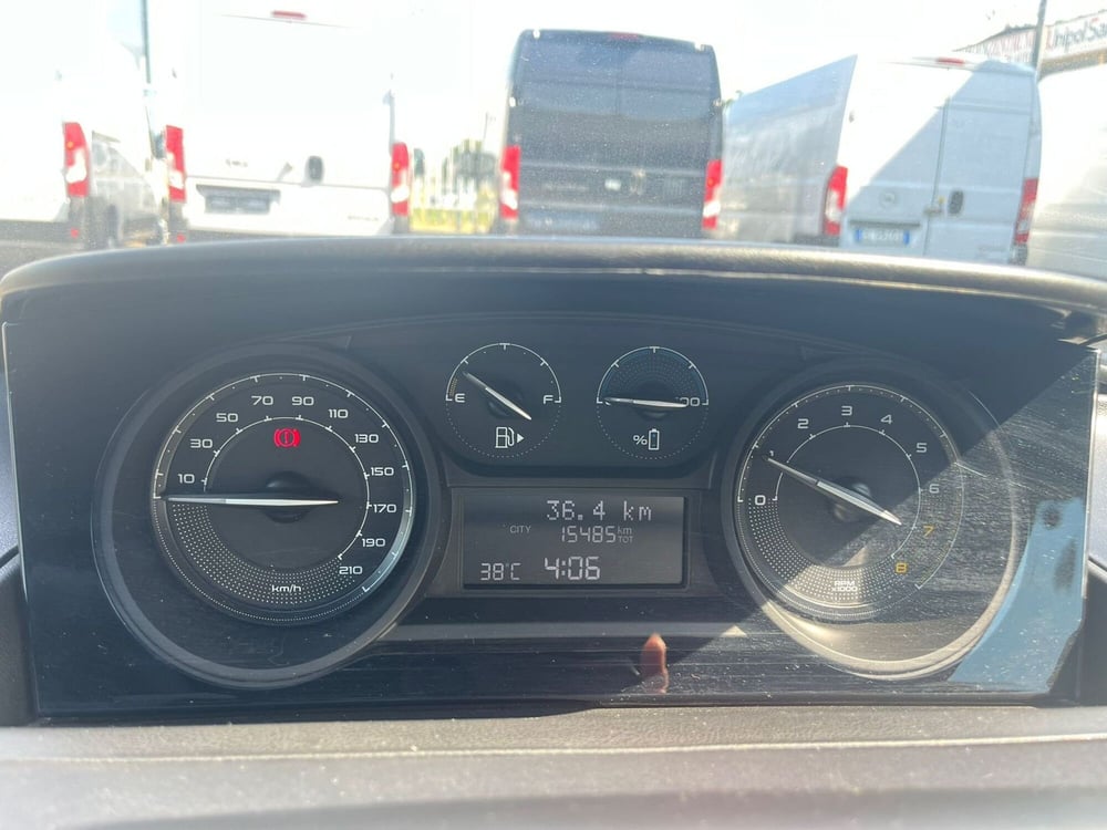 Lancia Ypsilon usata a Milano (19)