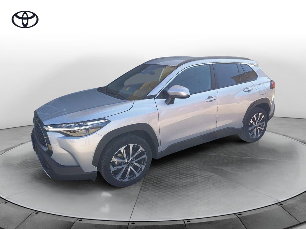 Toyota Corolla Cross Hybrid nuova a Agrigento