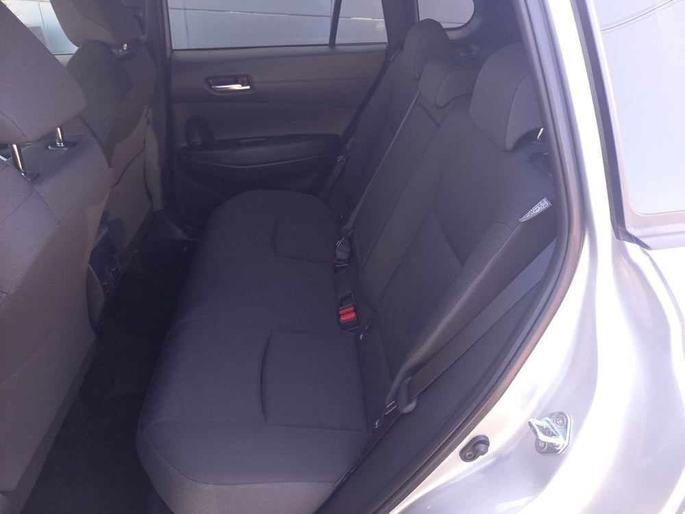 Toyota Corolla Cross Hybrid nuova a Agrigento (7)