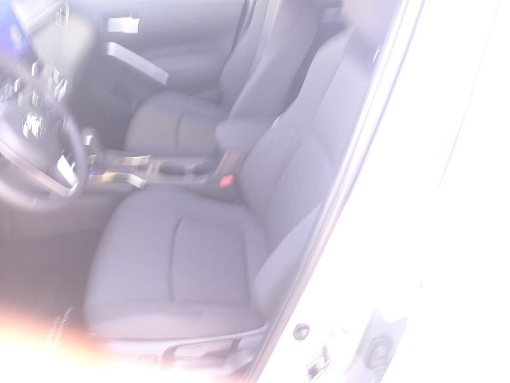 Toyota Corolla Cross Hybrid nuova a Agrigento (8)