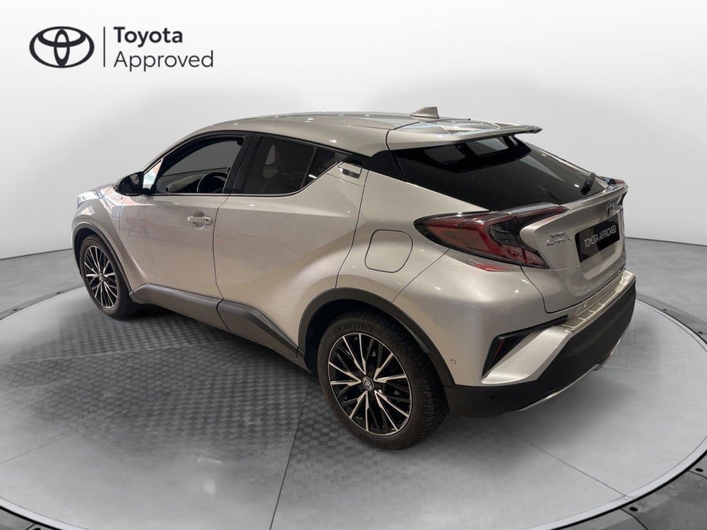 Toyota Toyota C-HR usata a Catania (5)