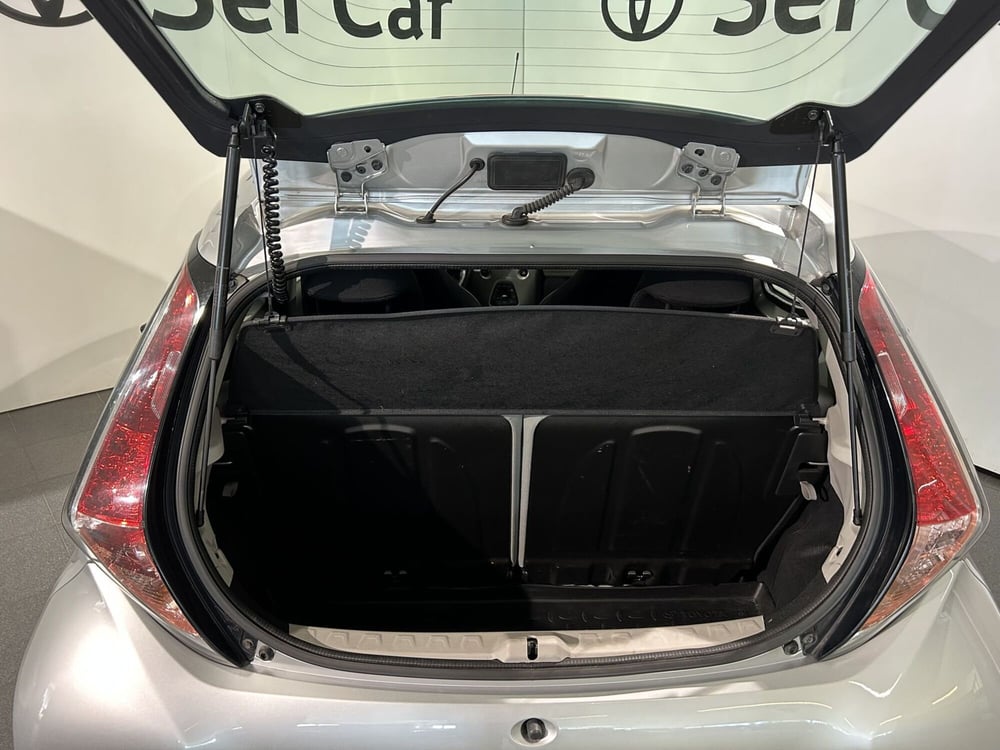 Toyota Aygo usata a Milano (10)