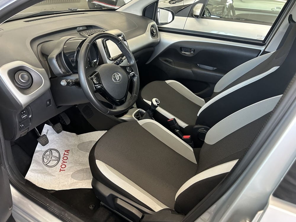 Toyota Aygo usata a Milano (11)
