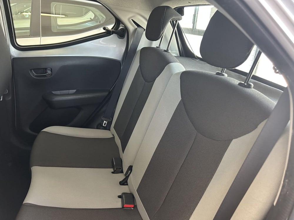 Toyota Aygo usata a Milano (7)