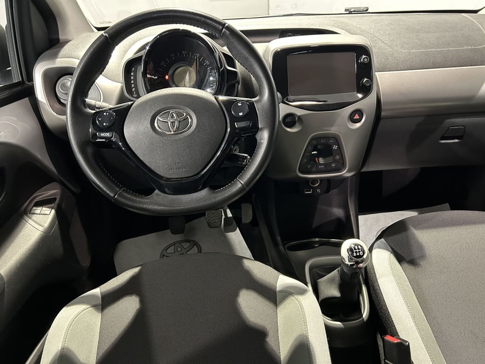 Toyota Aygo usata a Milano (8)
