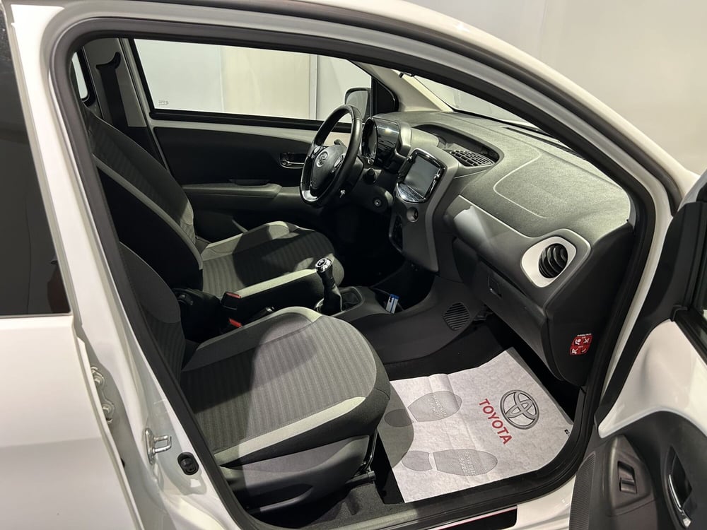 Toyota Aygo usata a Milano (6)