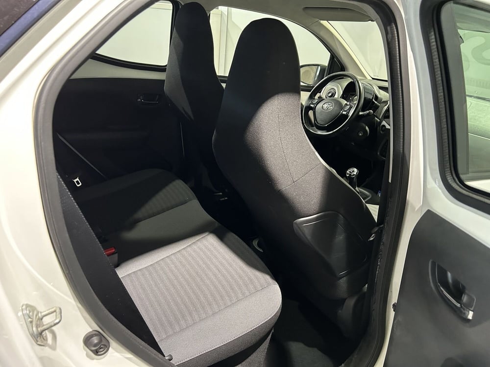 Toyota Aygo usata a Milano (8)