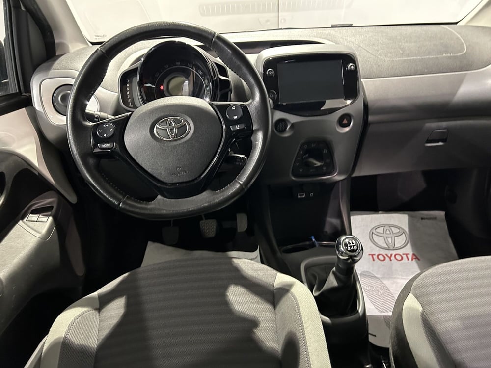 Toyota Aygo usata a Milano (9)