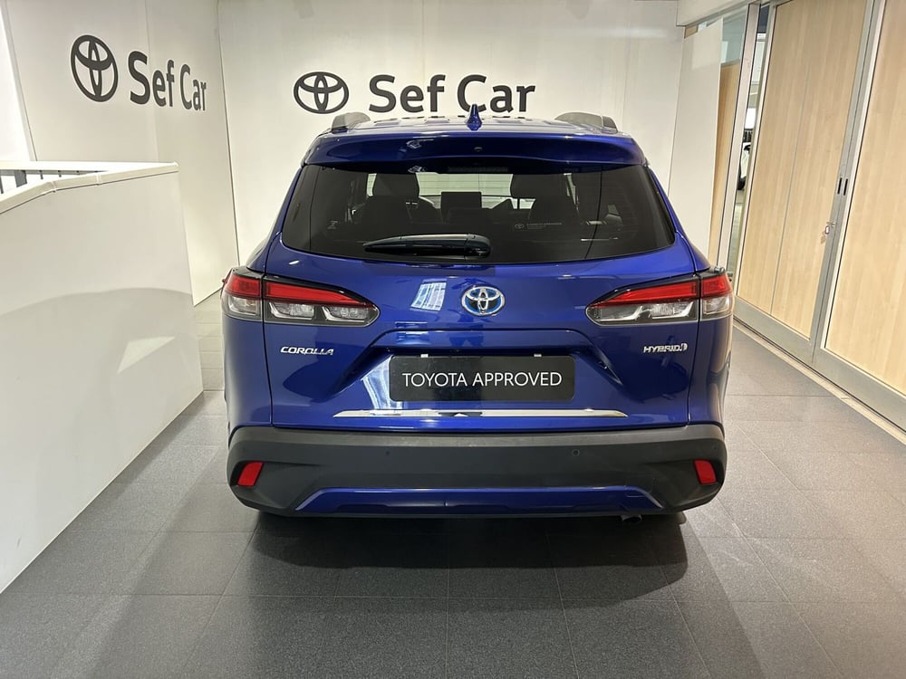 Toyota Corolla Cross Hybrid usata a Milano (4)