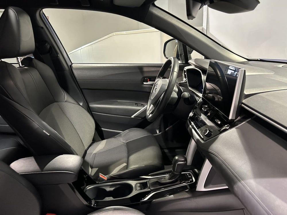 Toyota Corolla Cross Hybrid usata a Milano (7)