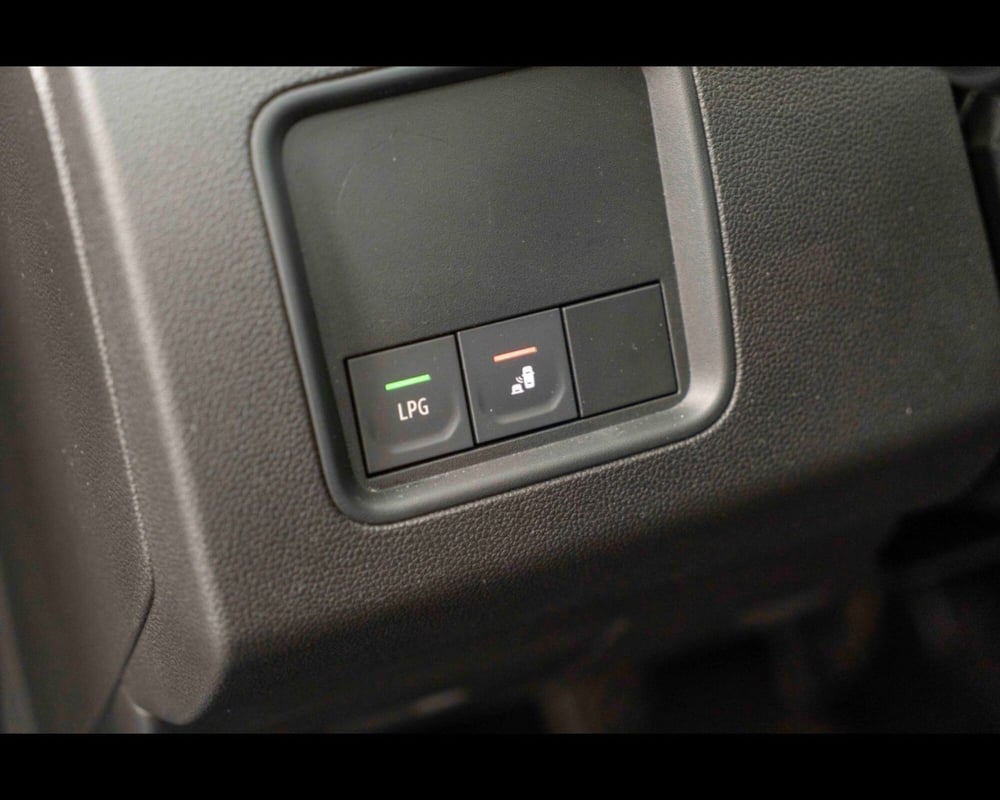 Dacia Duster usata a Venezia (18)
