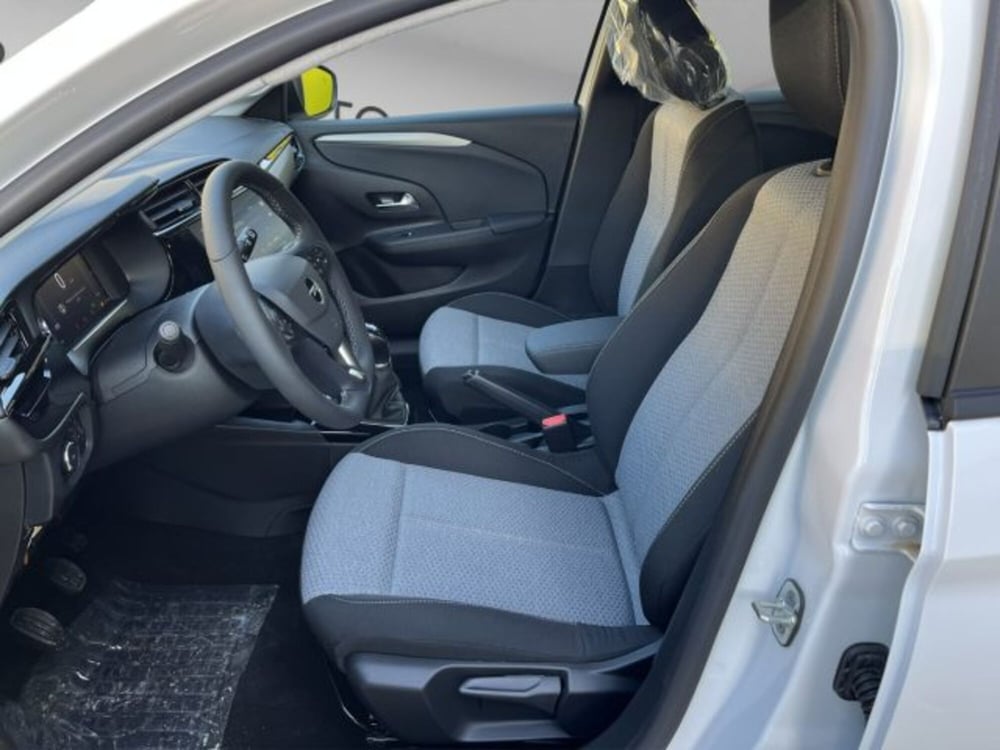 Opel Corsa nuova a Perugia (10)