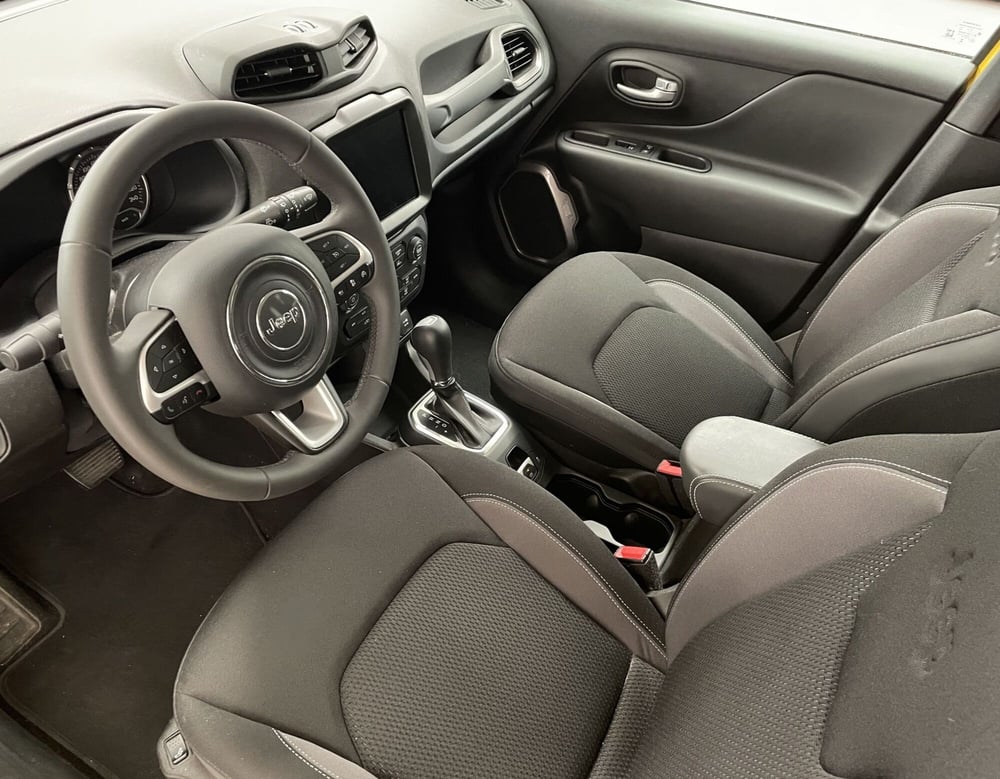 Jeep Renegade usata a Novara (7)
