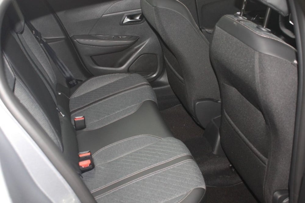 Peugeot 208 nuova a Viterbo (10)
