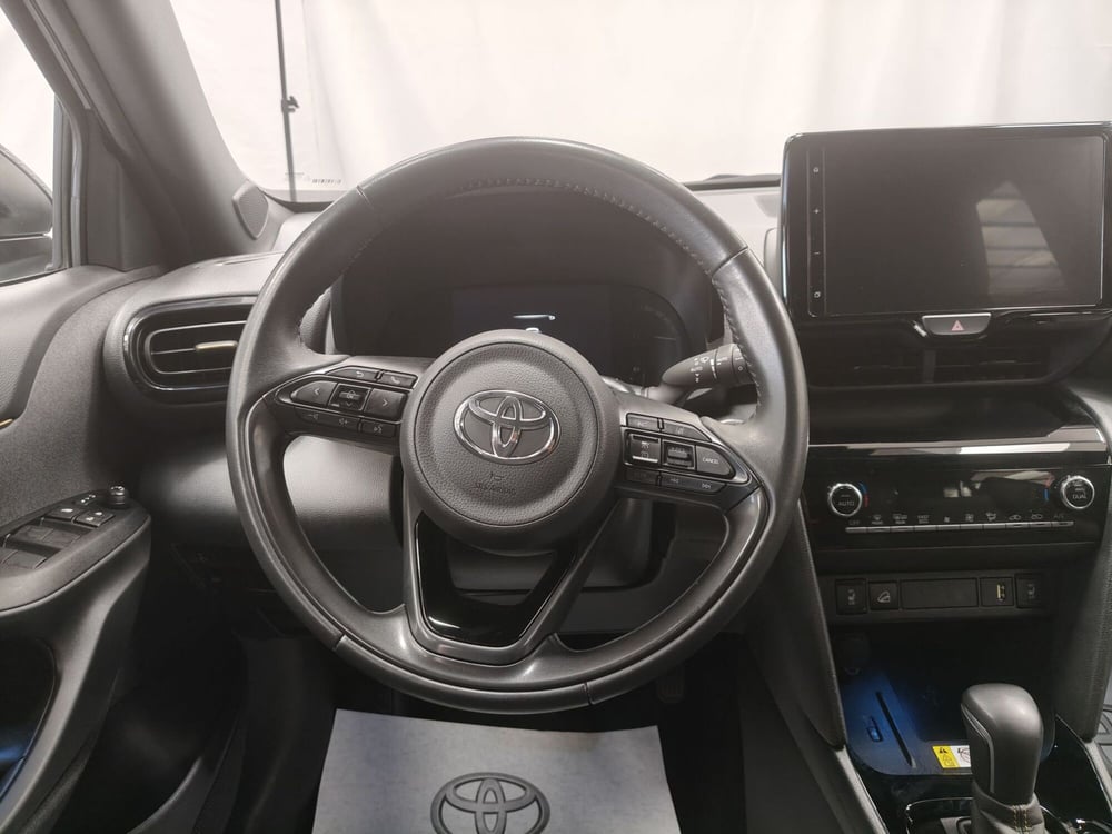 Toyota Yaris Cross usata a Roma (11)