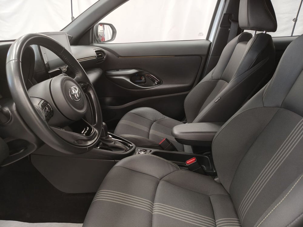 Toyota Yaris Cross usata a Roma (15)
