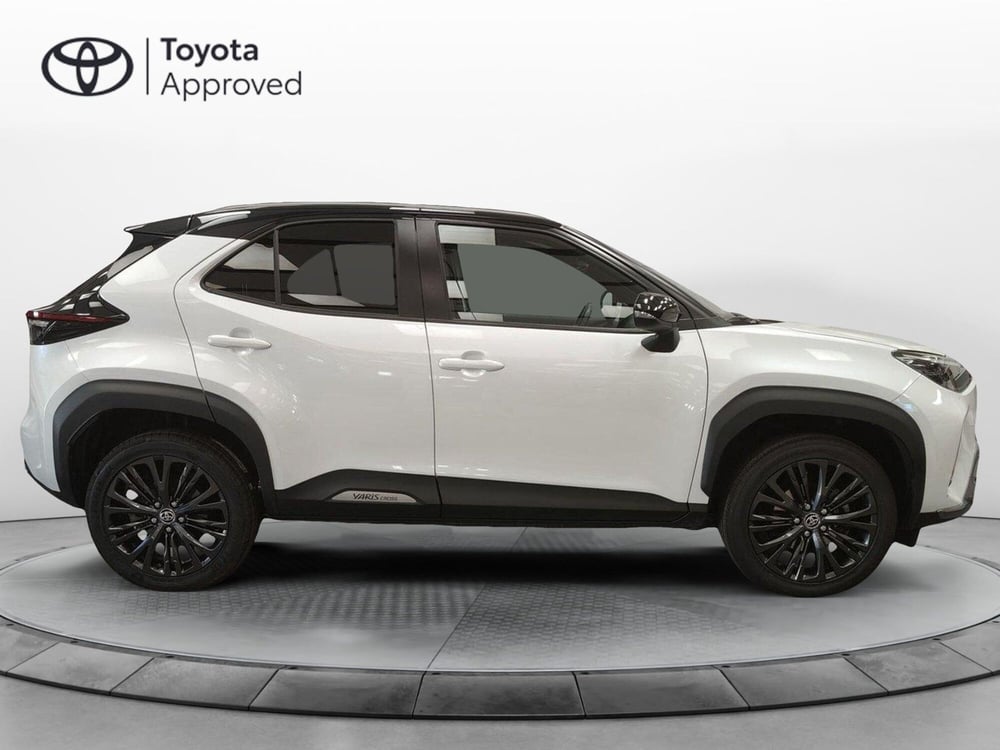 Toyota Yaris Cross usata a Roma (18)