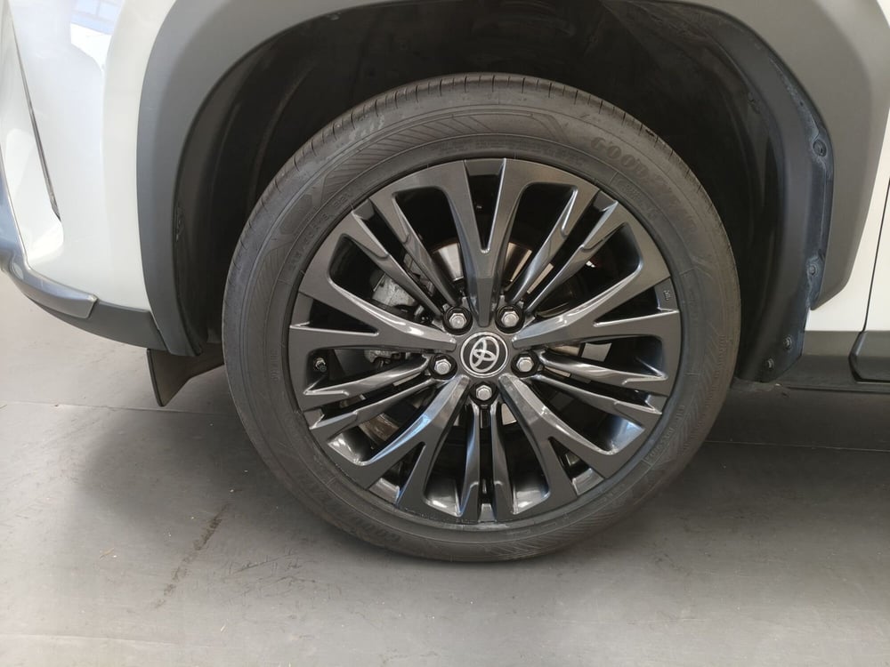 Toyota Yaris Cross usata a Roma (19)