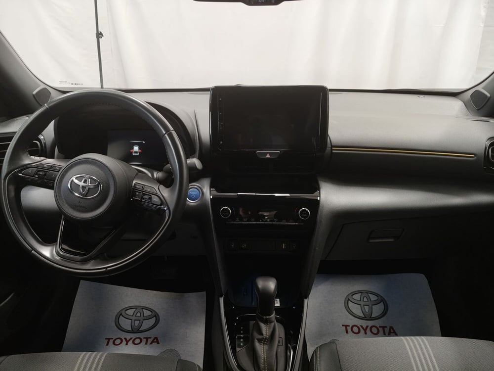 Toyota Yaris Cross usata a Roma (9)