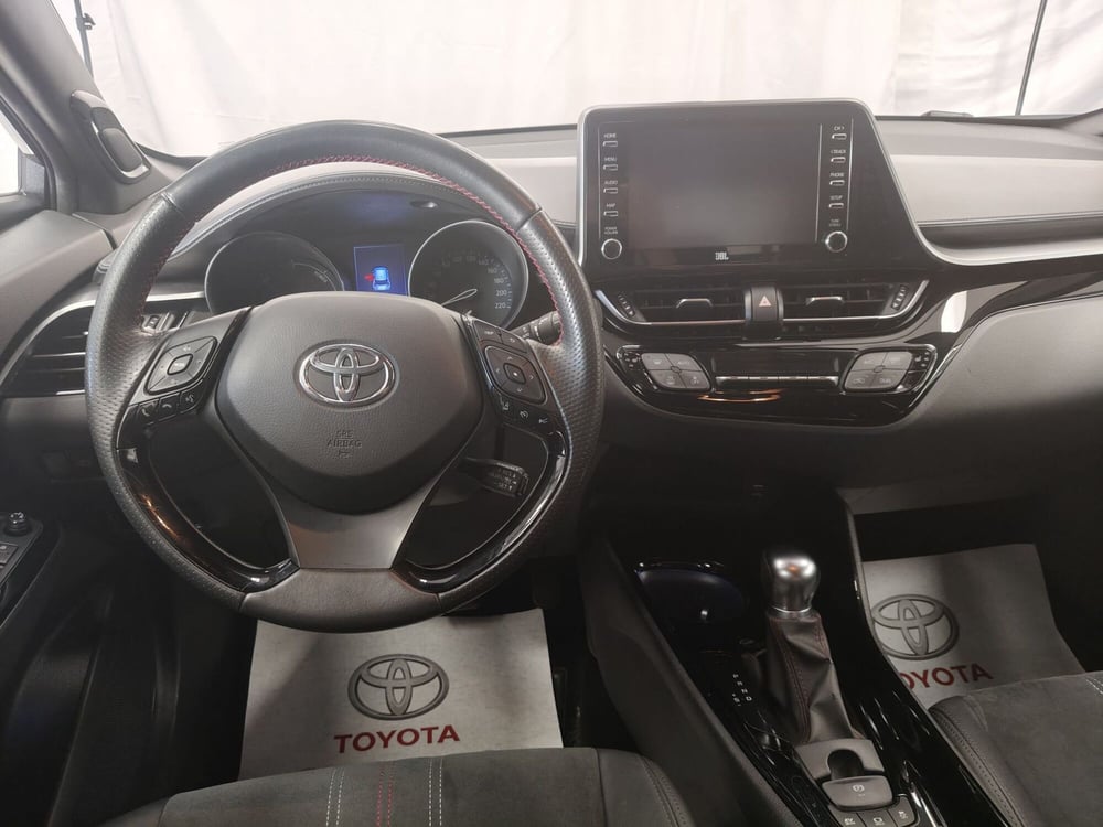 Toyota Toyota C-HR usata a Roma (10)