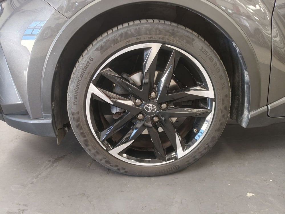 Toyota Toyota C-HR usata a Roma (19)