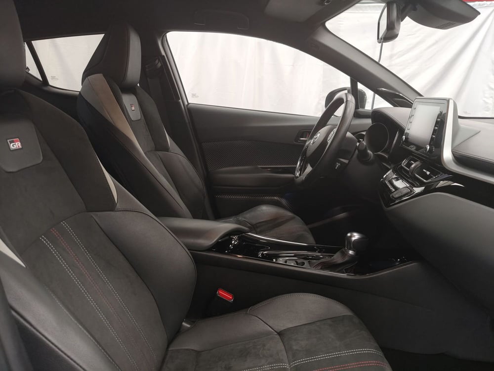 Toyota Toyota C-HR usata a Roma (6)