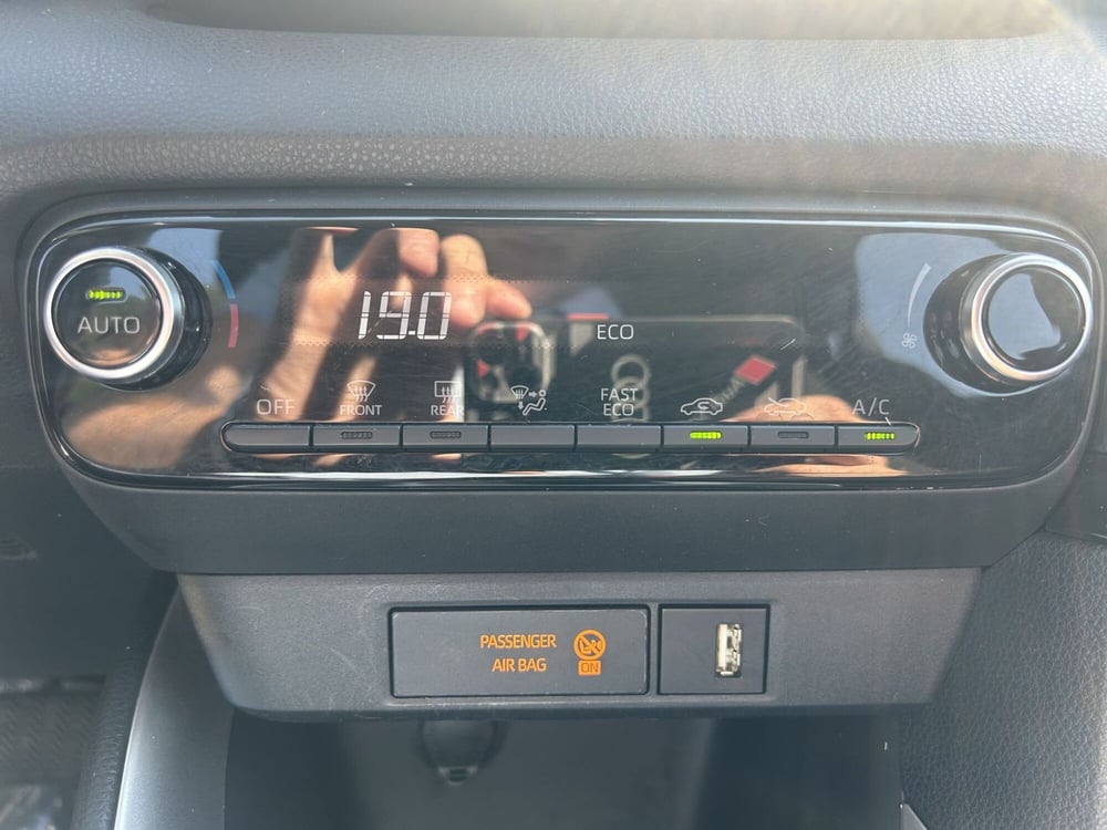 Toyota Yaris usata a La Spezia (13)